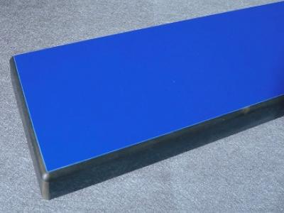 HPL Kompakt Dickplatte mit überfräster Kante HPL Kompakt Dickplatte mit überfräster Kante