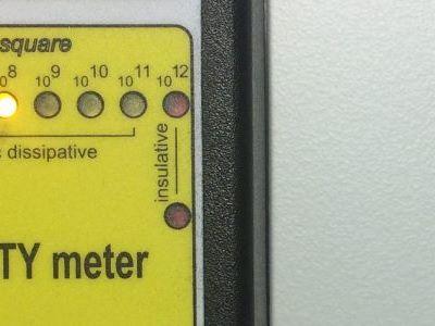 Montageplatte aus ESA Kompaktplatte für Messgeräte Montageplatte aus ESA Kompaktplatte für Messgeräte