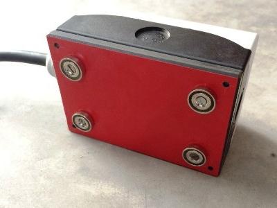 Montageplatte für Magneten aus HPL Kompaktplatten Montageplatte für Magneten aus HPL Kompaktplatten